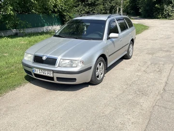 Авто Skoda Octavia 2002 № 8153439