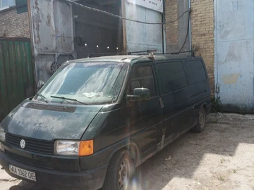 Авто Volkswagen Transporter 2001 № 8153444