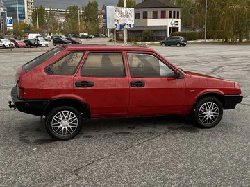Авто ВАЗ 2109 1991 № 8153453