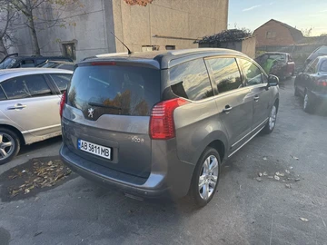 Авто Peugeot 5008 2011 № 8153742