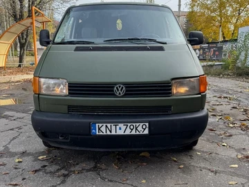 Авто Volkswagen Transporter 2002 № 8153965