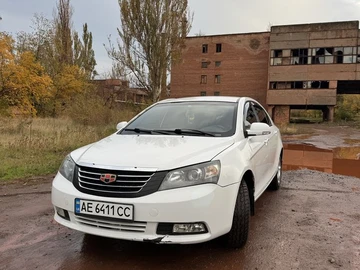Авто Geely Emgrand 2013 № 8153968