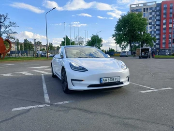Авто Tesla Model 3 2019 № 8153983