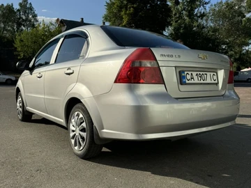 Авто Chevrolet Aveo 2007 № 8153997