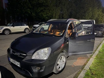 Авто KIA Carens 2006 № 8154110