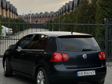 Авто Volkswagen Golf 2006 № 8154124