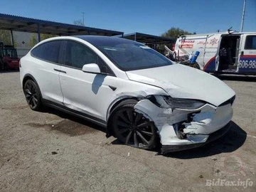Авто Tesla Model X 2020 № 8154126