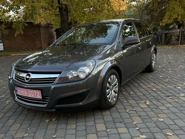 Авто Opel Astra 2010 № 8154221