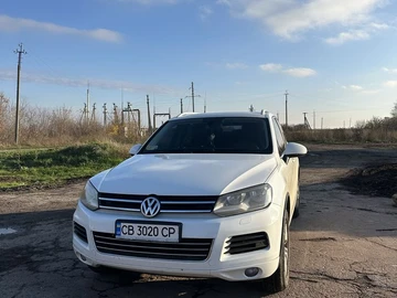 Авто Volkswagen Touareg 2012 № 8154397