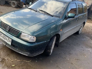 Авто Volkswagen Polo 1998 № 8154404