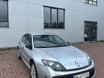 Авто Renault Laguna 2010 № 8154552