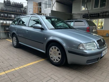 Авто Skoda Octavia 2004 № 8154587
