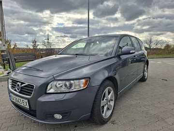 Авто Volvo V50 2011 № 8154593