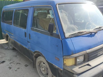 Авто Mazda E 2000 2200 Bus 1991 № 8154598