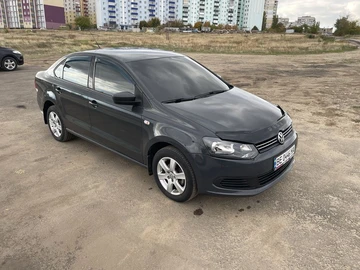 Авто Volkswagen Polo 2011 № 8154700