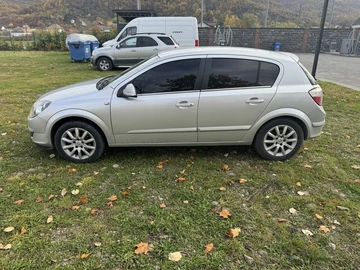 Авто Opel Astra 2004 № 8154720