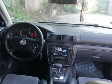 Авто Volkswagen Passat Variant 2005 № 8154729