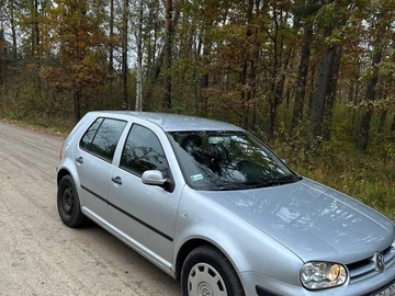 Авто Volkswagen Golf 2001 № 8154813