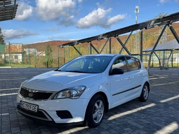 Авто KIA Cee X27 D 2011 № 8154962