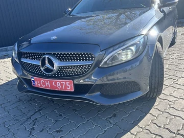 Авто Mercedes 220 2015 № 8155005
