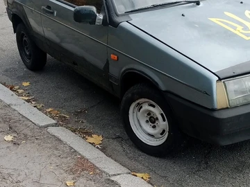 Авто ВАЗ 2109 1999 № 8155093
