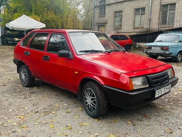 Авто ВАЗ 2109 1991 № 8155143
