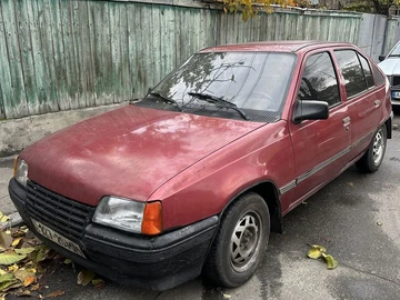 Авто Opel Kadett 1987 № 8155329