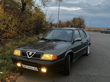 Авто Alfa Romeo 33 1992 № 8155346