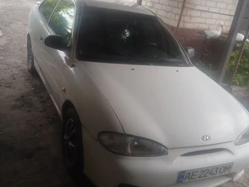 Авто Hyundai Accent 1996 № 8155635