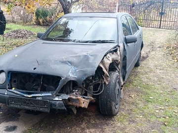 Авто Mercedes 220 1997 № 8155734