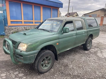 Авто Mitsubishi L 200 2000 № 8155751
