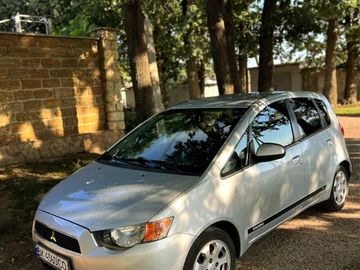 Авто Mitsubishi Colt 2011 № 8155939