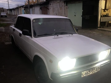 Авто ВАЗ 2105 1984 № 8156014