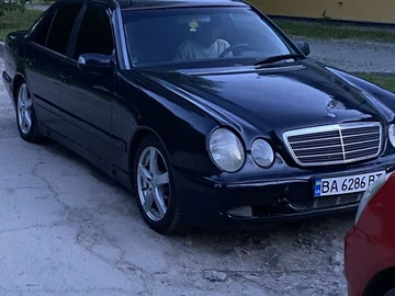 Авто Mercedes E Серия 2001 № 8156019