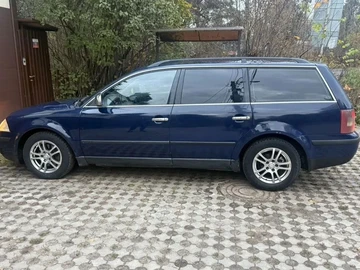Авто Volkswagen Passat Hatchback 2004 № 8156051
