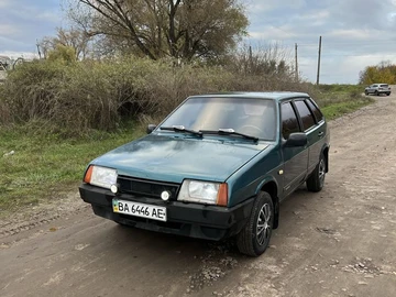 Авто ВАЗ 2109 1997 № 8156062