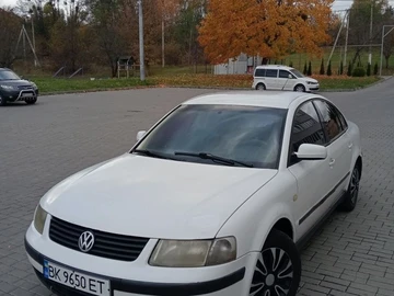 Авто Volkswagen Passat Sedan 1999 № 8156200