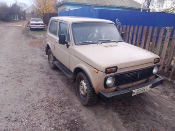 Авто ВАЗ 2121 1984 № 8156220