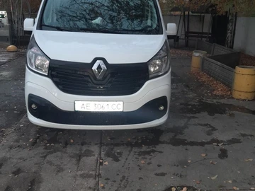 Авто Renault Trafic 2015 № 8156232