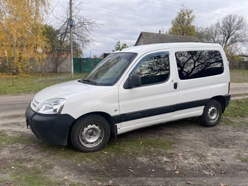 Авто Citroen Berlingo 2004 № 8156240
