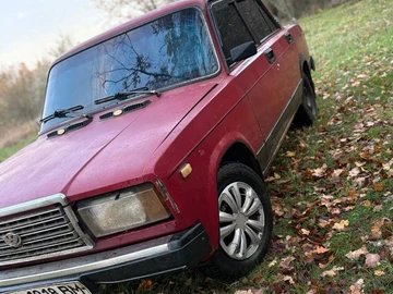 Авто ВАЗ 2107 1991 № 8156520