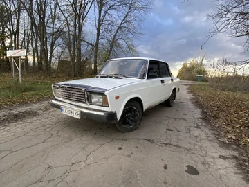 Авто ВАЗ 2107 1996 № 8156536