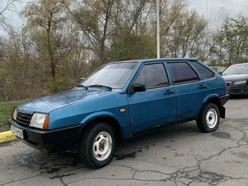 Авто ВАЗ 2109 1999 № 8156548