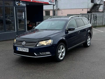 Авто Volkswagen Passat Variant 2012 № 8156595