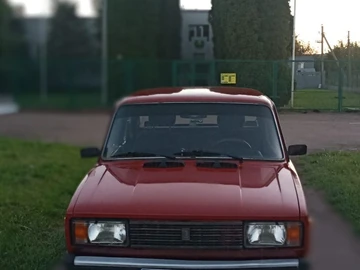 Авто ВАЗ 2105 1989 № 8156597
