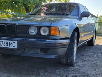 Авто BMW 7 Серия 1986 № 8156888