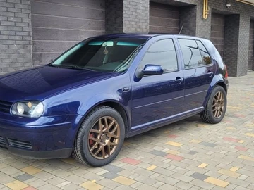 Авто Volkswagen Golf 1999 № 8157197