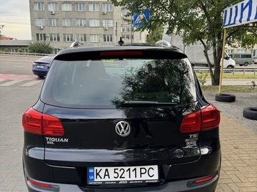 Авто Volkswagen Tiguan 2016 № 8157212