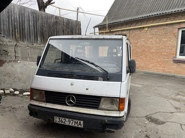 Авто Mercedes Mb 1992 № 8157318