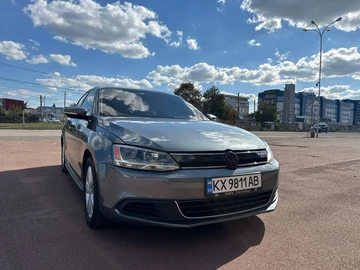 Авто Volkswagen Jetta 2013 № 8157321